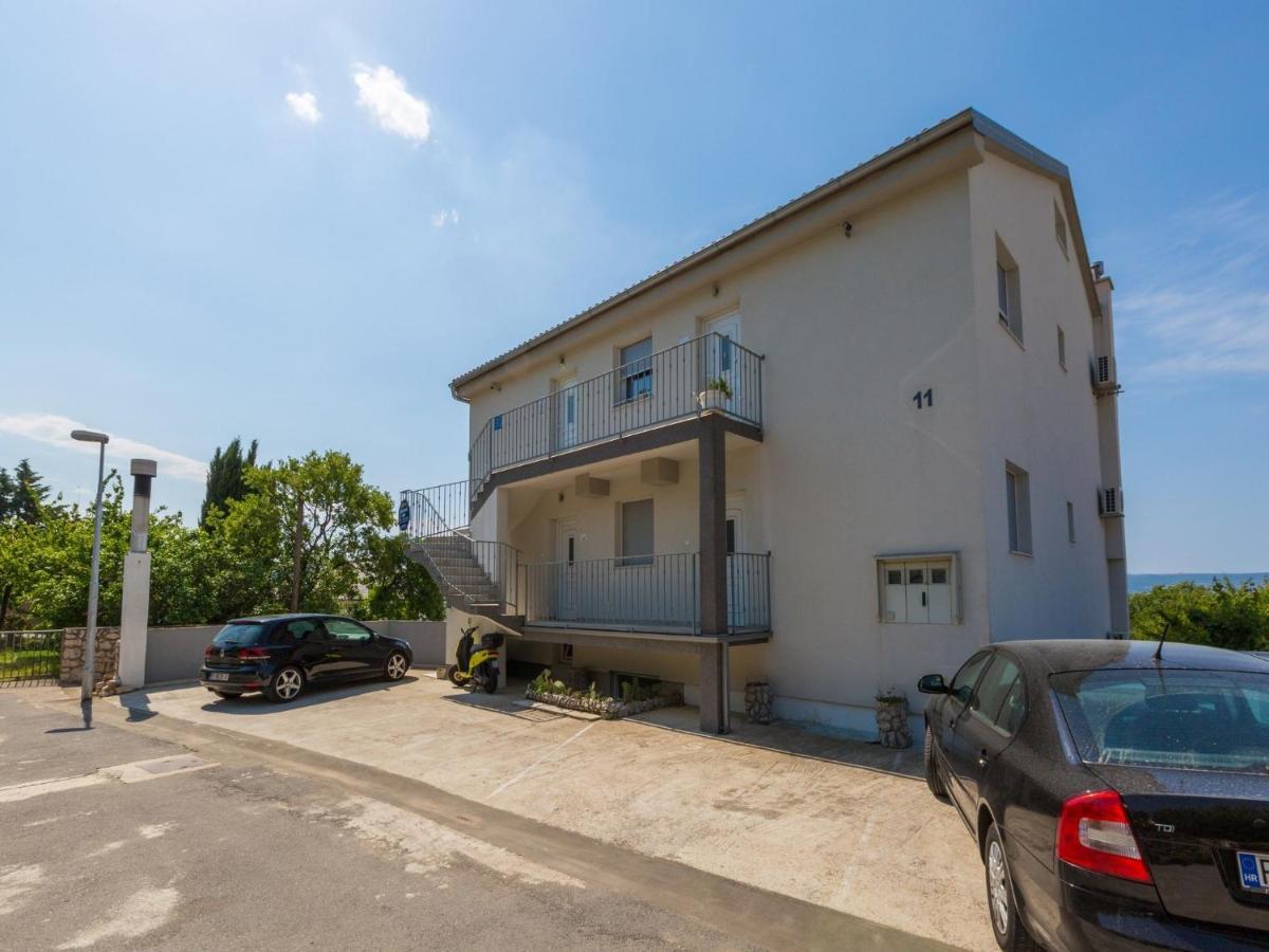 Apartments Lavarin Novi Vinodolski Exterior photo